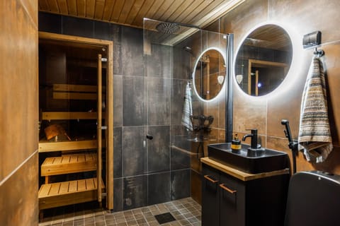 Shower, Toilet, Sauna, Bathroom