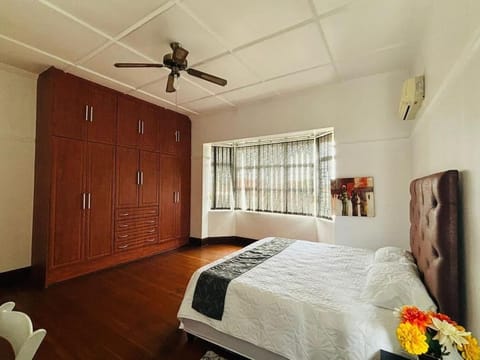 Divine Harvest Guesthouse House in Durban