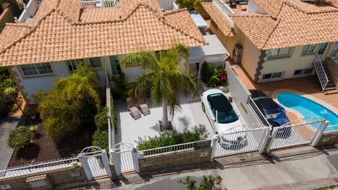 Property building, Bird's eye view