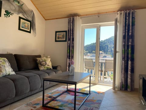 Apartment Sandra FREE PRIVATE PARKING Condo in Dubrovnik