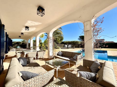 Villa Oceana stunning 6bedroom villa with sea view Villa in Baix Ebre