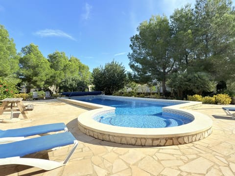 Villa family with large private swimming pool Villa in Baix Ebre