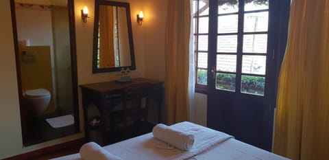 Raintree Lodge Bed and Breakfast in Kochi