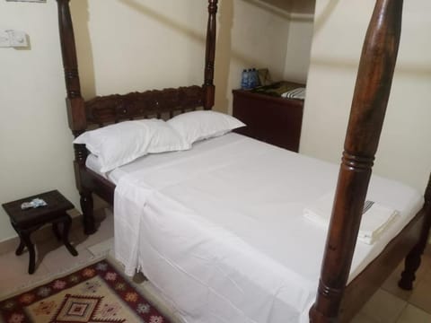 Zamzam House Bed and Breakfast in Lamu