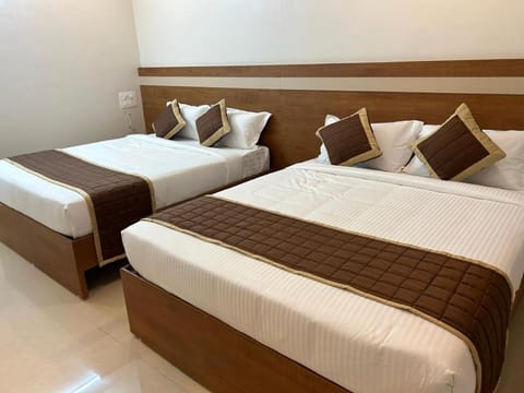 VAMANA INN by ANA HOLIDAYS Hotel in Tirupati