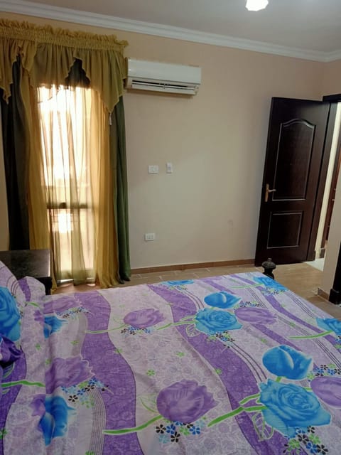 شقه مفروشه فى التجمع Apartment in New Cairo City