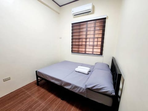 Spacious Apartment near Evia Daang Hari Apartment in Muntinlupa