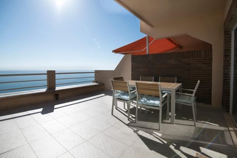 Patio, Day, Natural landscape, View (from property/room), Balcony/Terrace, Living room, Seating area, Dining area, Sea view