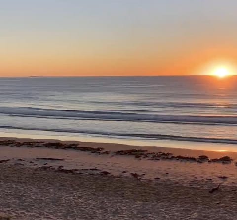 Nearby landmark, Beach, Sea view, Sunrise