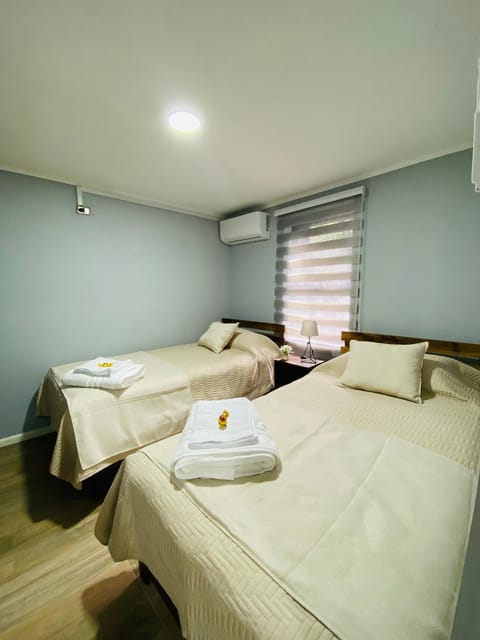 Bedroom, Breakfast, towels, air conditioner