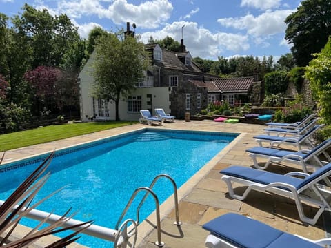 Balcony/Terrace, Swimming pool