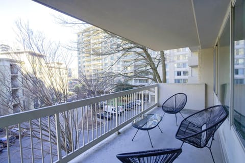 View (from property/room), Balcony/Terrace, Seating area