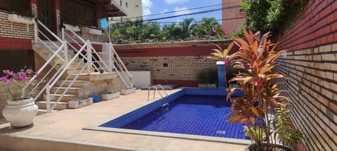 Casa com piscina House in Lauro de Freitas