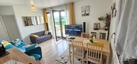 Luxury apartment Paris Poissy garden Apartment in Poissy