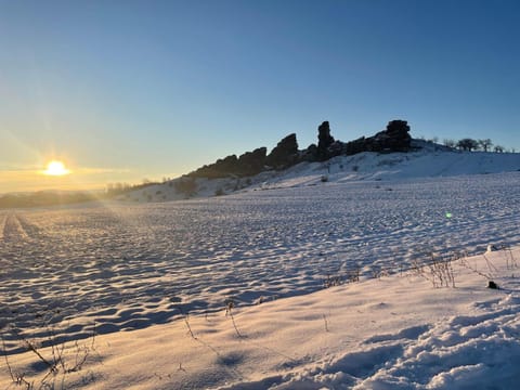 Nearby landmark, Natural landscape, Winter