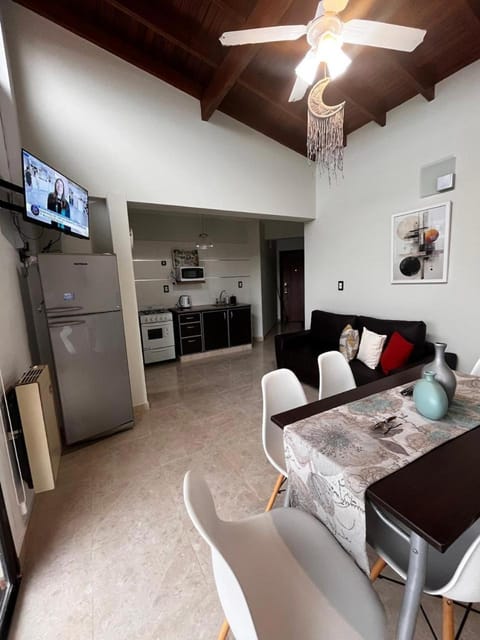 TV and multimedia, Kitchen or kitchenette, Dining area