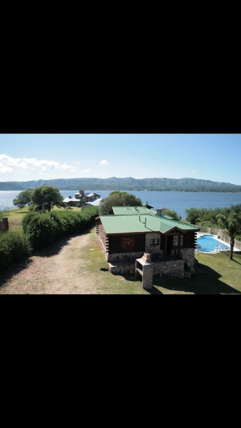 Cabaña Ari House in Villa Carlos Paz