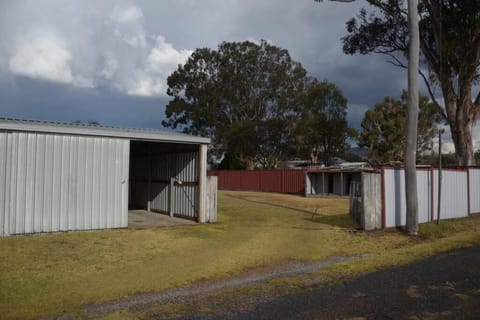 Manor Cottage House in Tenterfield