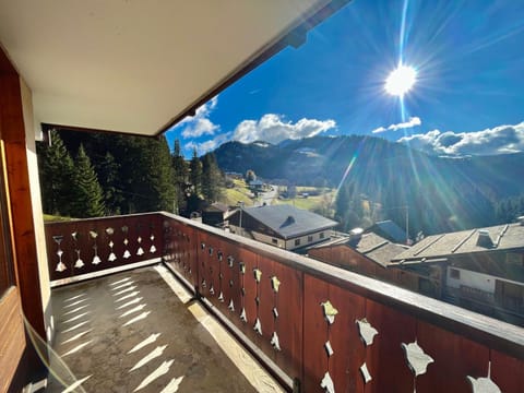 Appartement 2 pièces avec balcon et casier à skis - FR-1-505-207 Apartment in Notre-Dame-de-Bellecombe