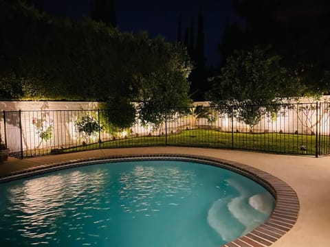 Night, Garden, Garden view, Pool view, Swimming pool