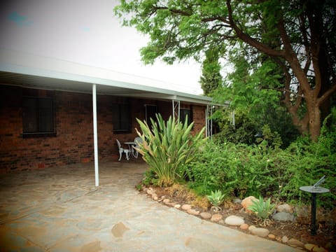 Capon Cottage House in Broken Hill