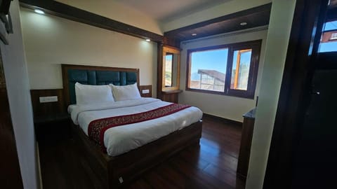 Hotel Pankaj Near Mall Road Simla Hotel in Shimla