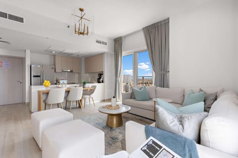 Silkhaus Luxury 3BR and Maid Room in Water's Edge Apartment in Abu Dhabi