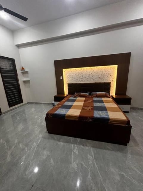 Sar Guest House Apartment in Ludhiana