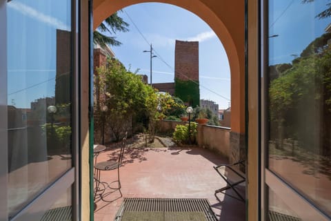 Patio, Day, View (from property/room), Balcony/Terrace