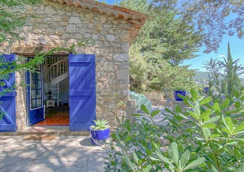 Property building, Garden, Garden view