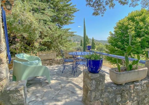 Patio, Natural landscape, Dining area, Garden view