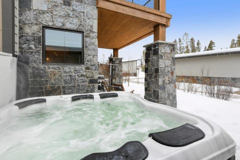 Day, Natural landscape, Winter, Hot Tub