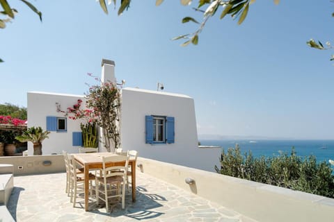 Property building, Day, Natural landscape, Summer, View (from property/room), Balcony/Terrace, Seating area, Dining area, Sea view