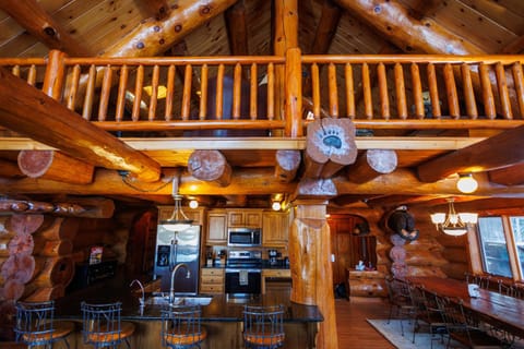 Log Retreat at Fish Creek by Simple Life Rentals House in Door County