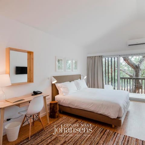 Bedroom, Garden view, Mountain view