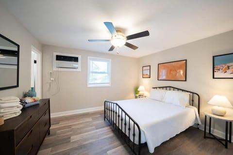 OV Mosaic - Summer Suite Apartment in Norfolk