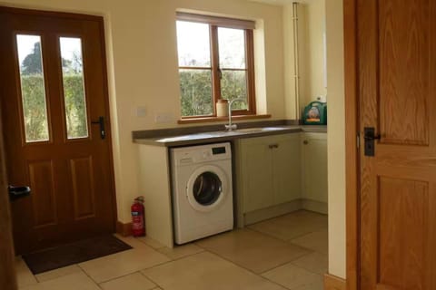 Cherry Trees - 2 bedrooms -Pets Ok - woodburner Maison in Hay-on-Wye