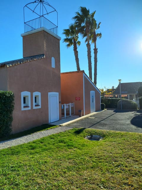 Cosy House in Mèze