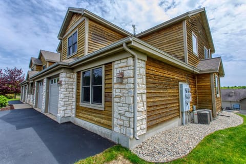 Door Way Inn by Simple Life Rentals House in Egg Harbor