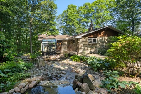 Bayview Bliss Bungalow by Simple Life Rentals House in Door County