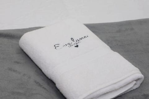 Text overlay, towels