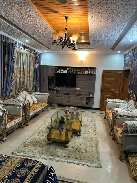 MoonLit Stays Guest House Islamabad Apartment in Islamabad