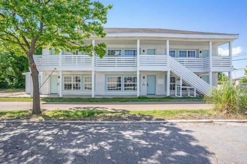 Bay Haven Linkhorn Suite Apartment in Norfolk