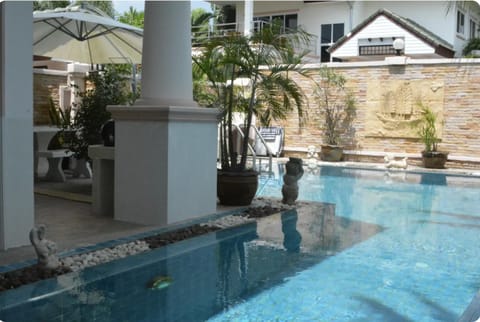 4 Bedroom Superior South Pattaya Gated Villa Beachfront Villa in Pattaya City