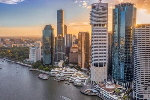 The Sky City Residence Stunning views Apartment in Kangaroo Point