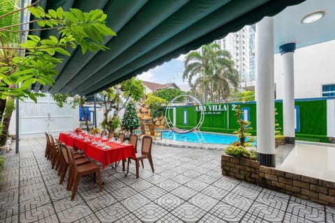 Patio, Day, Pool view, Swimming pool, sunbed