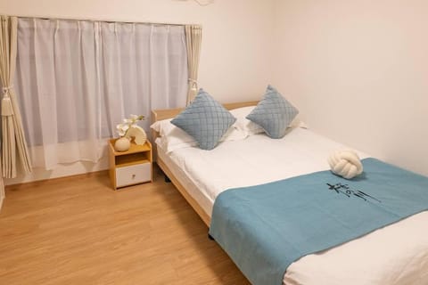 桜の川38 villa in 7 mins from 幡谷, direct to Shinjuku Shibuya, 4 bedrooms for up to 11 people Villa in Shibuya