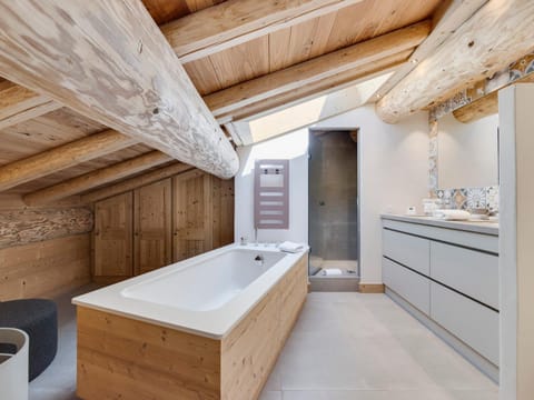 Appartement spacieux pour 9 pers. avec sauna et parking à Val d'Isère - FR-1-567-132 Apartment in Val dIsere