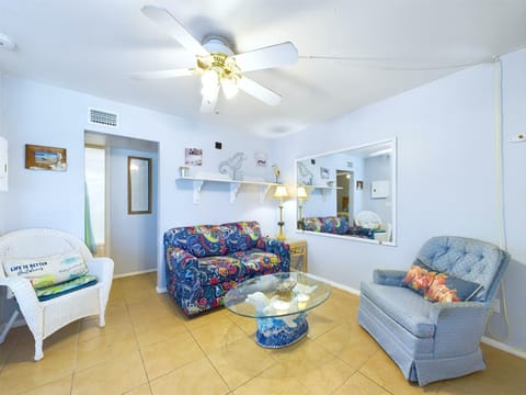 Unit 115 Courtyard Condo In Oceanfront Complex House in Cocoa Beach