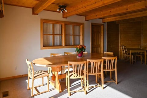 Dining area, Breakfast